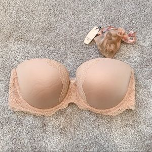 Victoria’s Secret Nude Lace Dream Angels Multi-way Bra 32DD